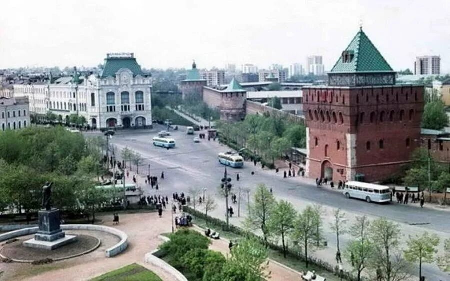 Площадь минина и пожарского нижний новгород фото PRO-NN: Нижний Новгород. Площадь Минина и Пожарского - исторические фотографии н