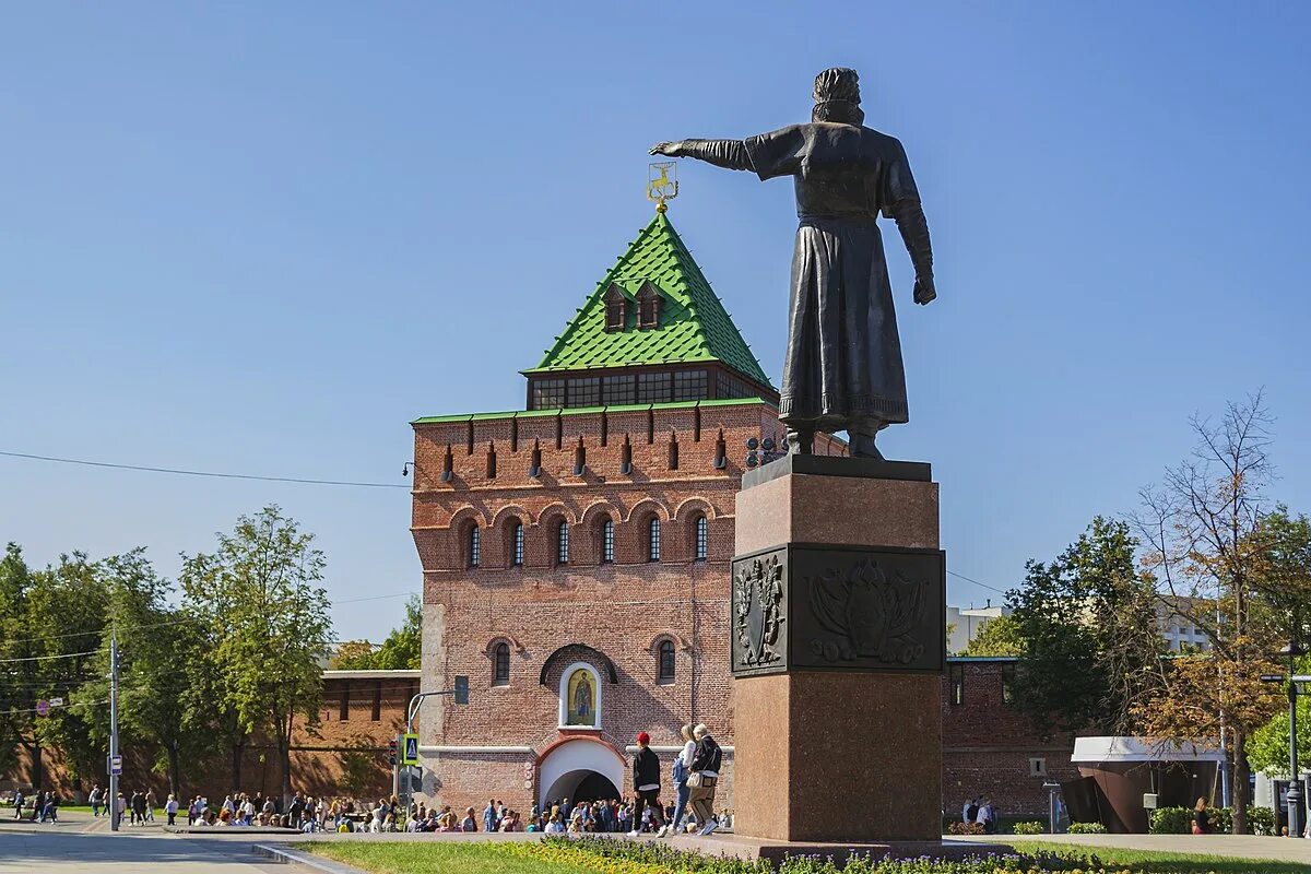 Площадь минина нижний новгород фото Файл:NN 28-08-2021 07.jpg - Википедия
