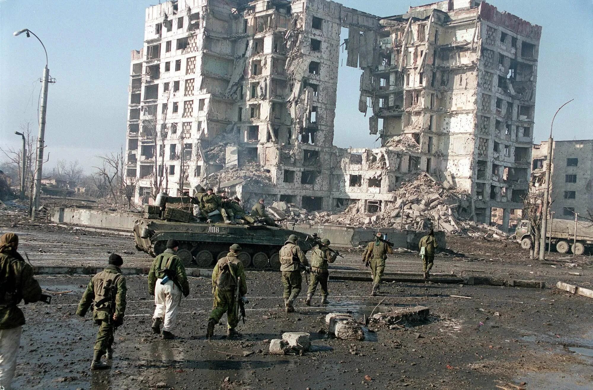 Площадь минутка фото Kim o‘zi u Putin janoblari? Xaloskor yoki diktator, balki Amerikaning qo‘g‘ircho