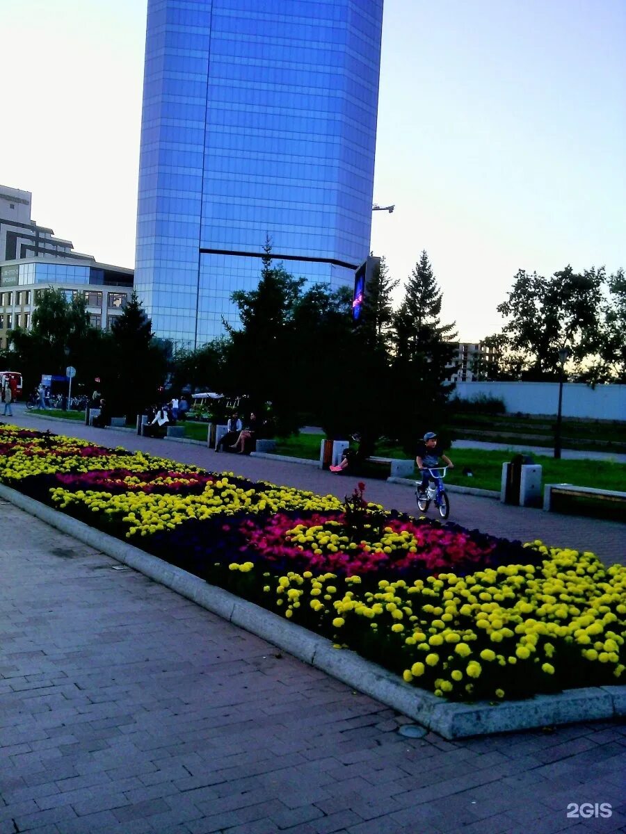 Площадь мира красноярск фото Красноярск, Площадь Мира - 2ГИС