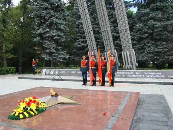 Площадь мужества в москве фото Московский комитет ветеранов войны