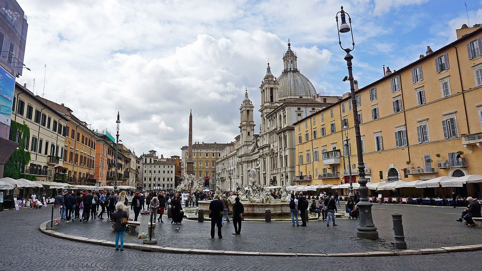 Площадь навона фото File:Piazza Navona Rome 04 2016 6485.jpg - Wikimedia Commons