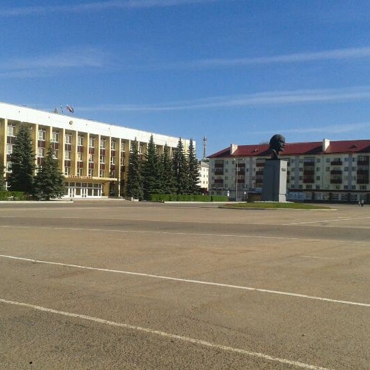 Площадь нефтекамска фото Photos at Центральная площадь - Plaza