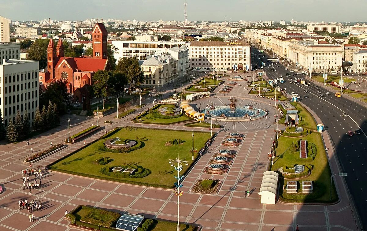 Площадь независимости минск проспект независимости фото Минск - Википедия