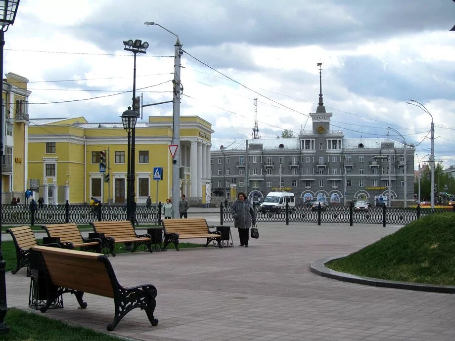 Площадь октября барнаул фото Реконструкция ансамбля площади Октября Page 36 SkyscraperCity Forum