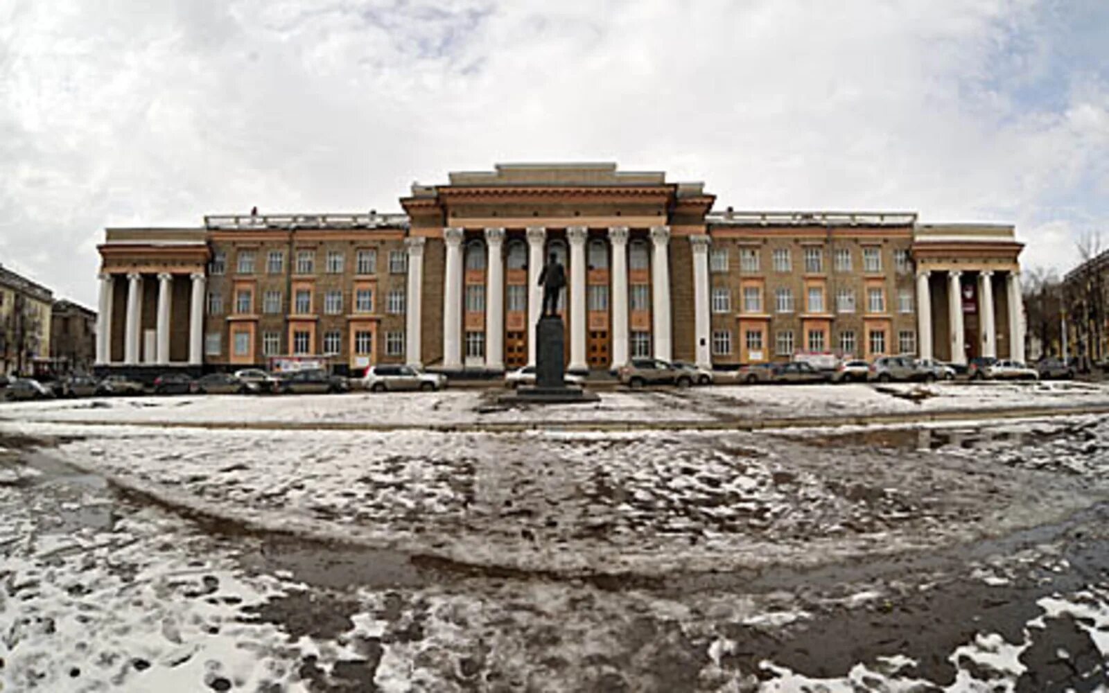 Площадь орджоникидзе фото Утеря памяти