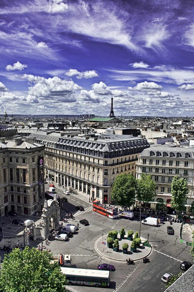 Площадь парижа фото Файл:From the top of Les Galeries Lafayette Haussmann 2010.jpg - Википедия