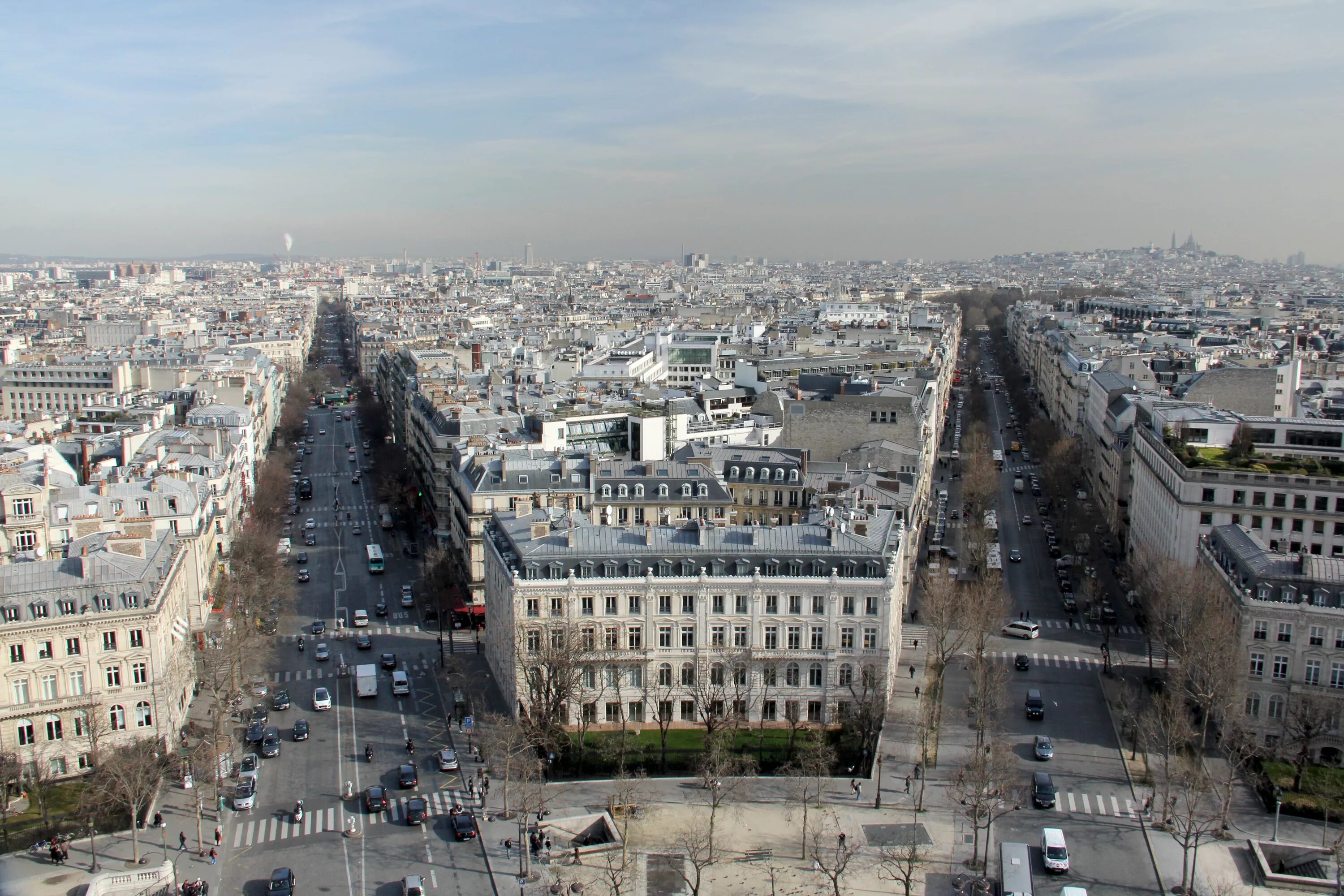 Площадь парижа фото File:Avenue de Wagram and Avenue Hoche from Arc de Triomphe, Paris 6 March 2015.