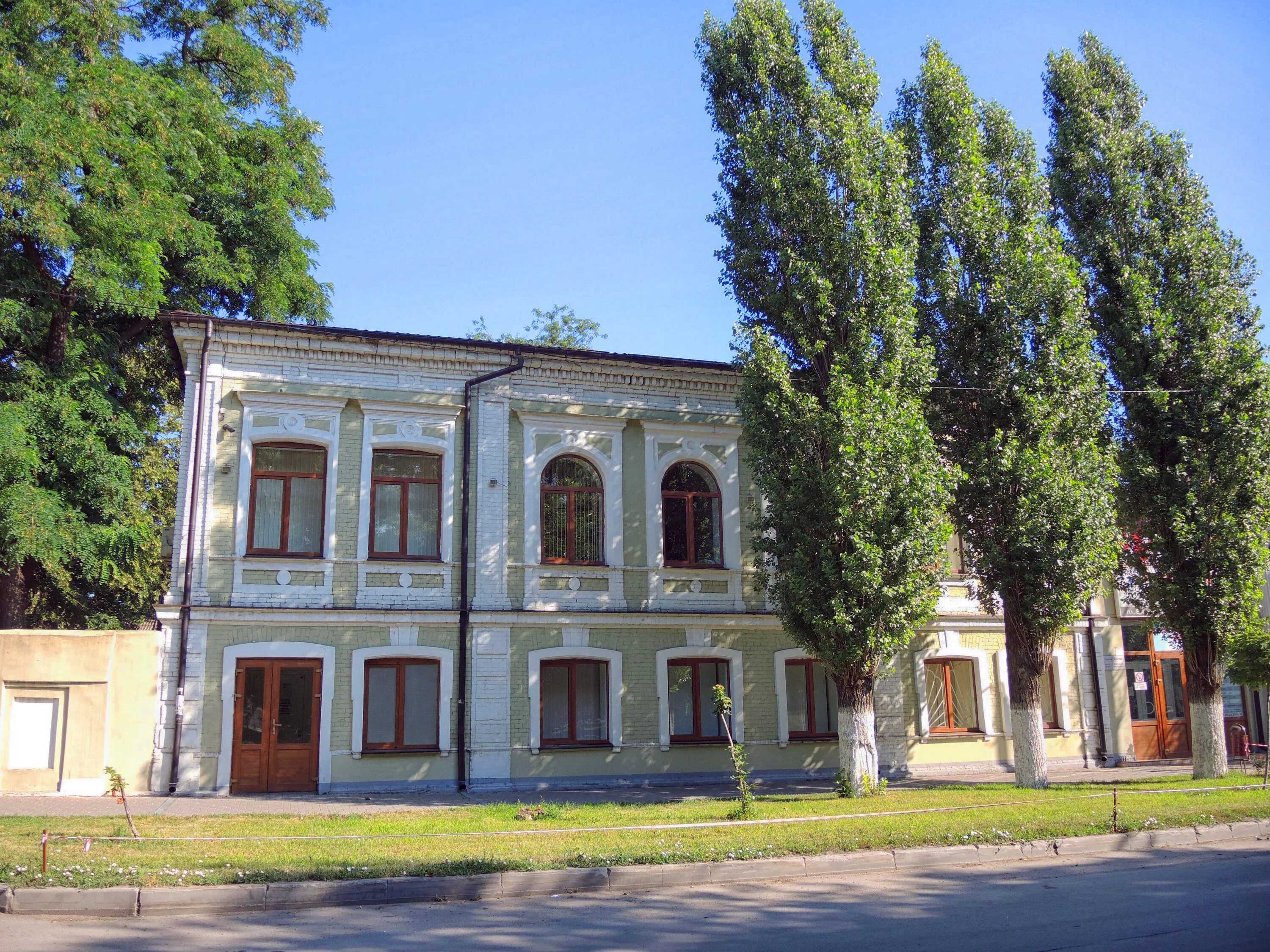 Площадь павлова новочеркасск фото File:Дом генерал-майора Шушкова.JPG - Wikimedia Commons