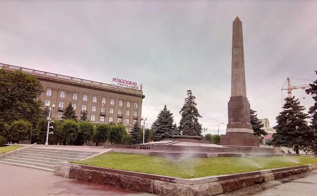 Площадь павших борцов фото Центральная площадь волгограда