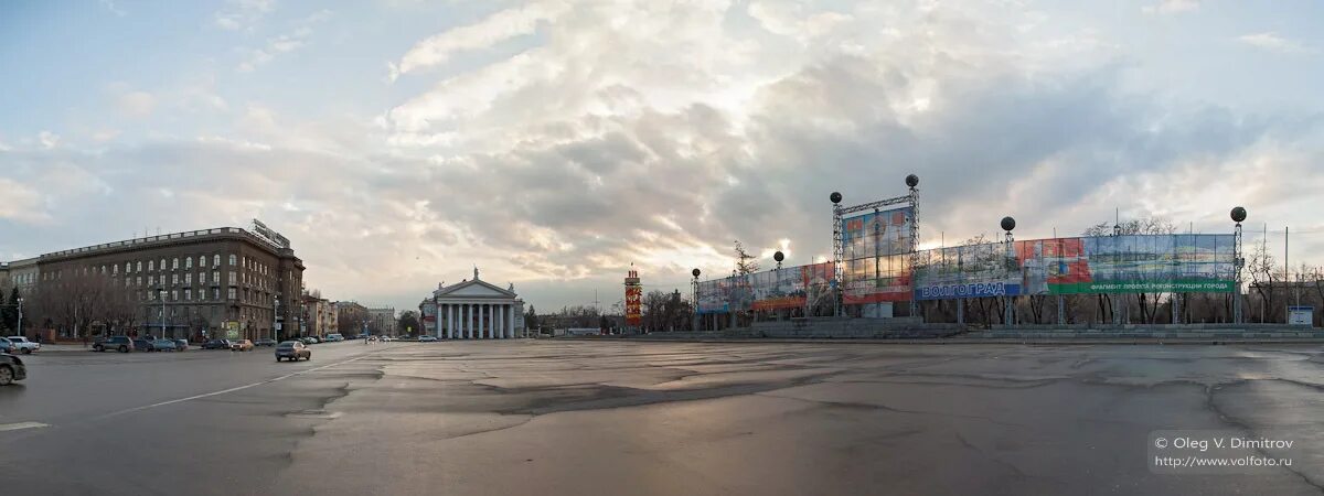 Площадь павших борцов фото Панорама площади Павших борцов (Волгоград)
