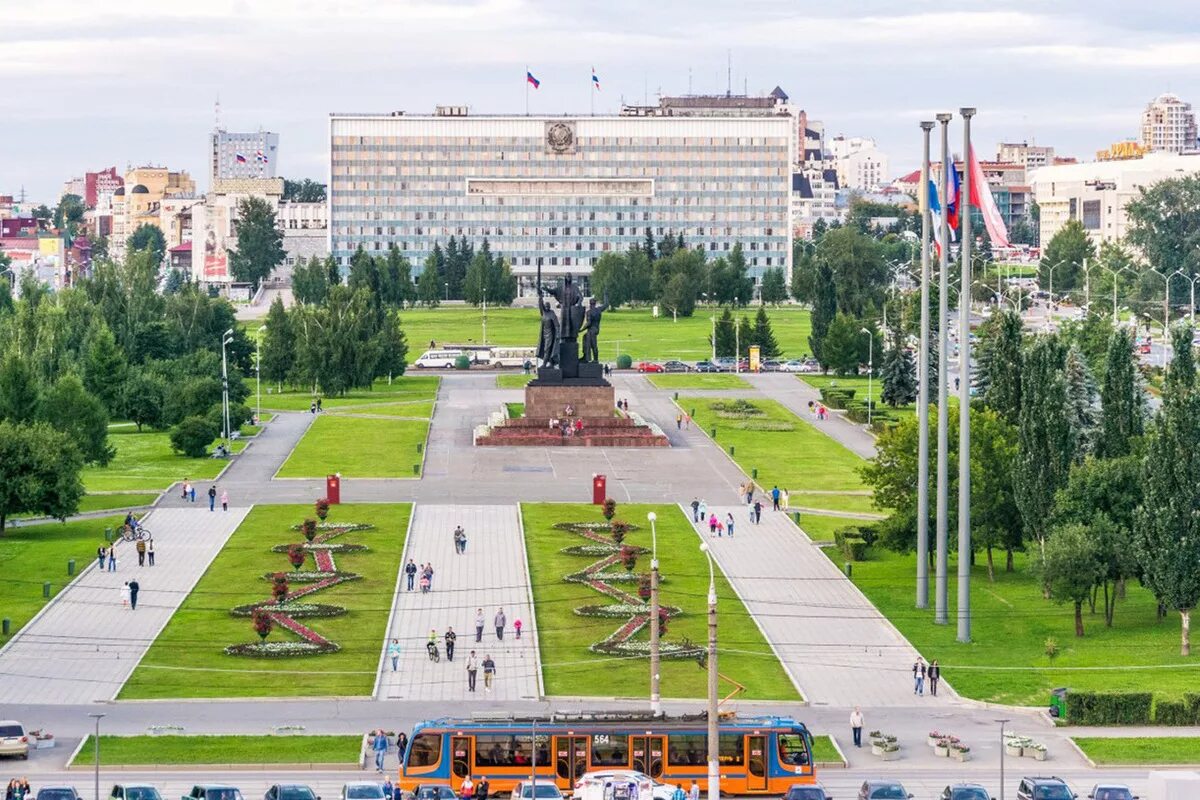 Площадь перми фото Как вы относитесь к тому, что в районе пермской эспланады могут появиться высотн