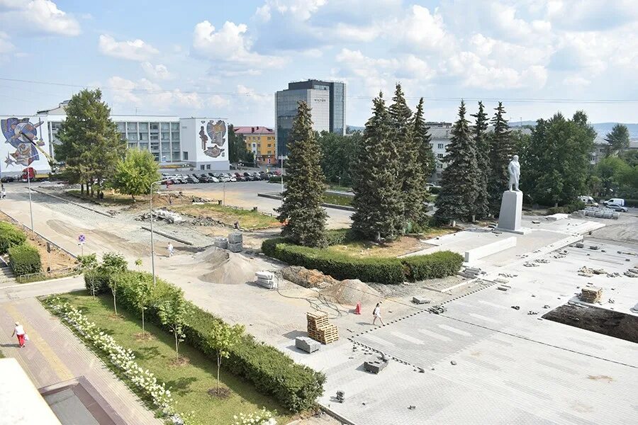 Площадь первоуральск фото К сентябрю в Первоуральске благоустроят площадь Победы - Городской округ Первоур