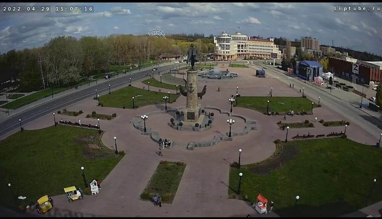 Площадь петра великого липецк фото В Липецке концерт Баскова парализовал площадь Петра Великого - Новости Липецка
