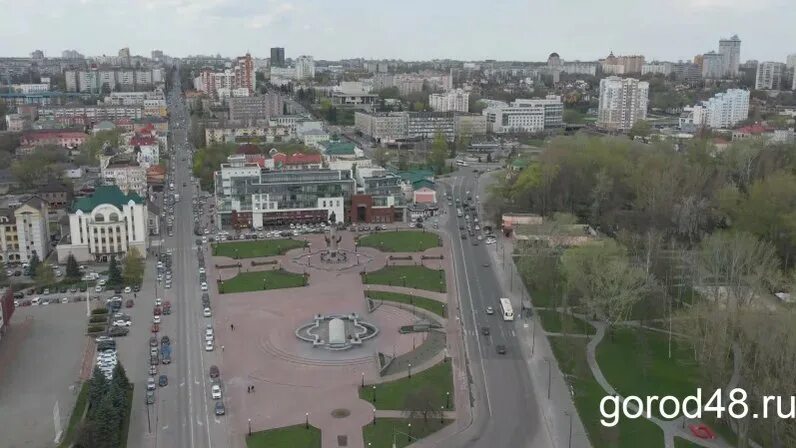 Площадь петра великого липецк фото Многомиллионную систему полива на площади Петра Великого починили: Яндекс.Новост