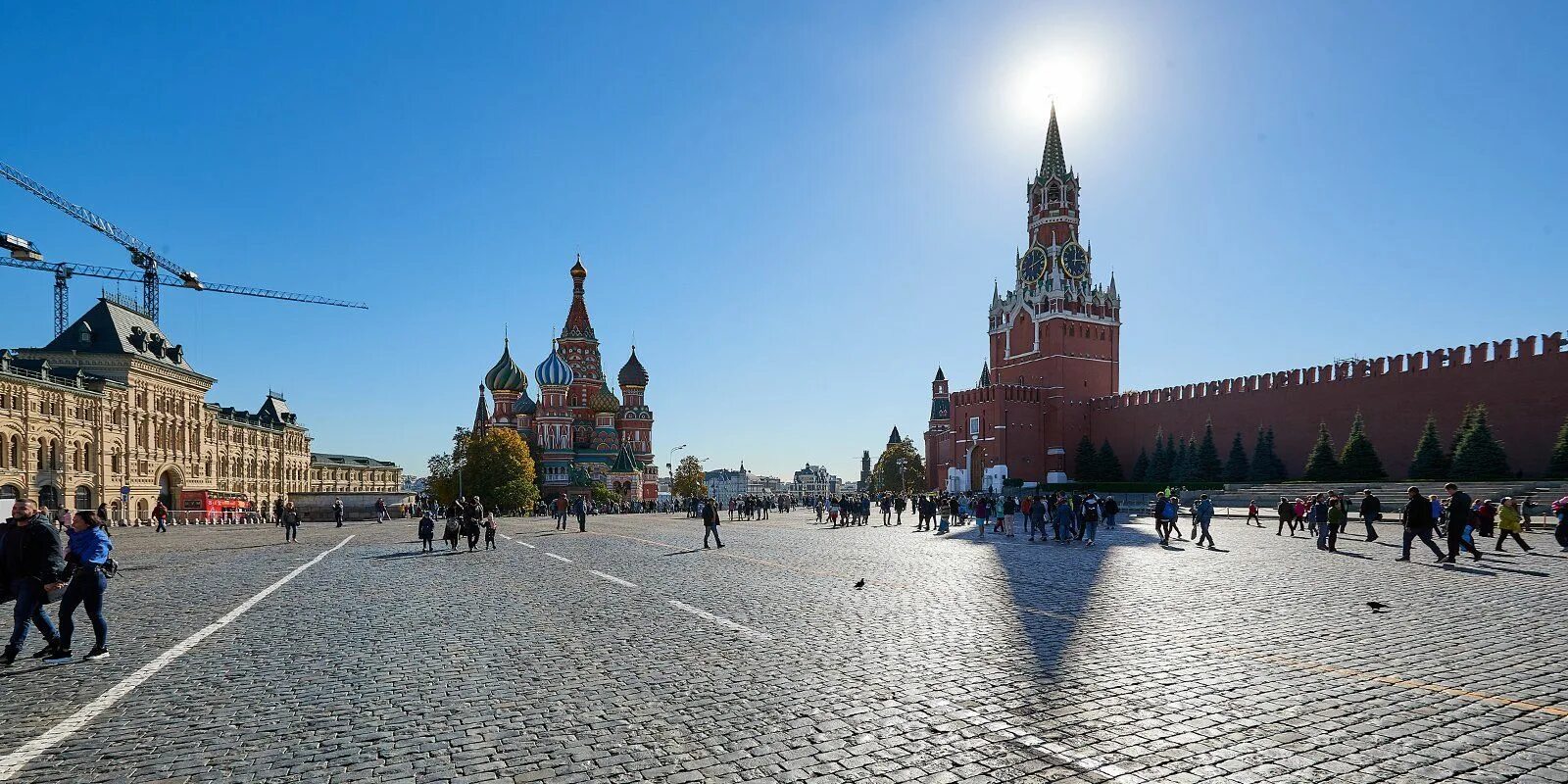 Площадь по фото онлайн #москватуристическая: the most popular Moscow sights according to Instagram user