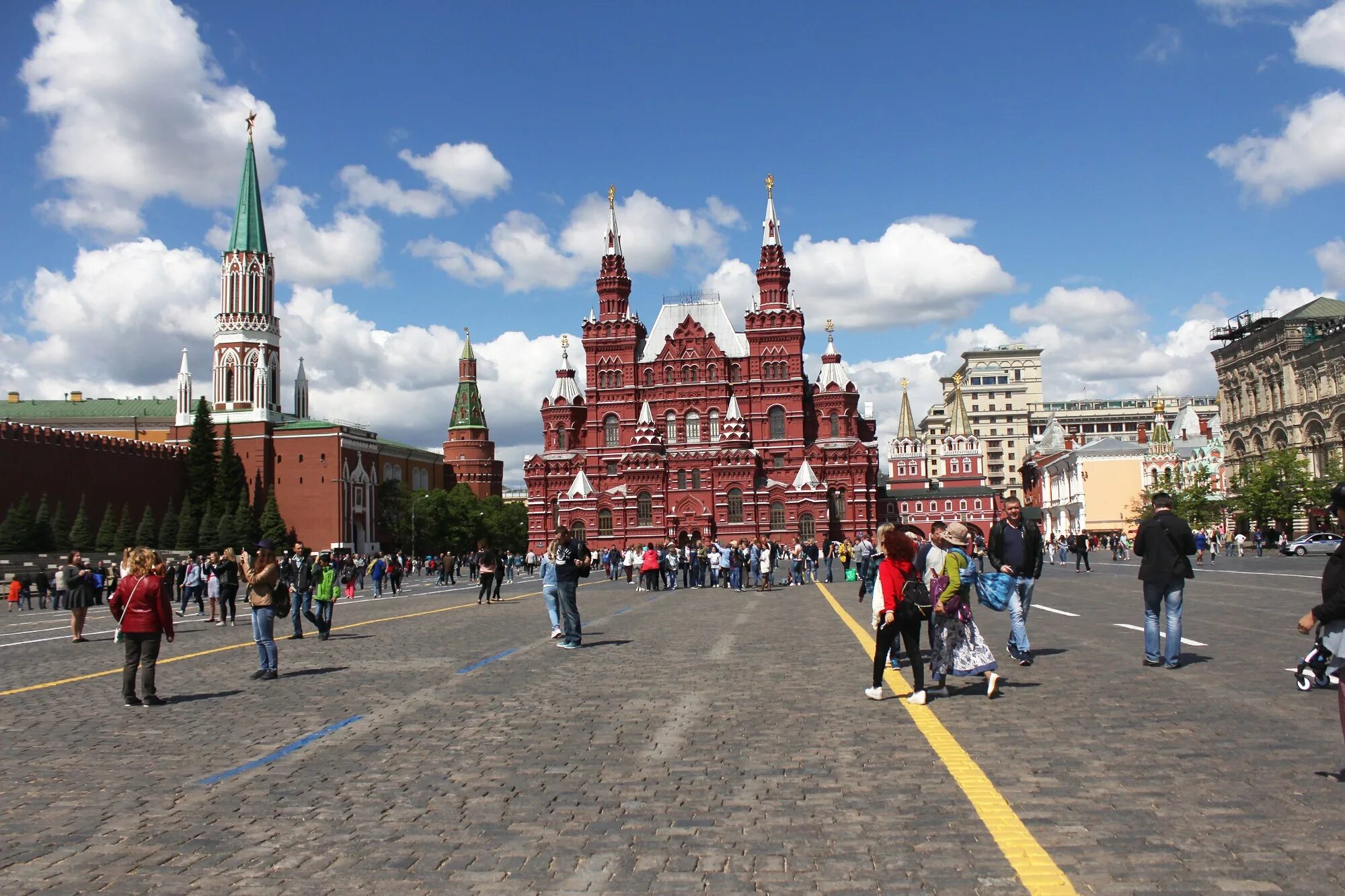 Площадь по фото онлайн Социологи назвали главные страхи россиян