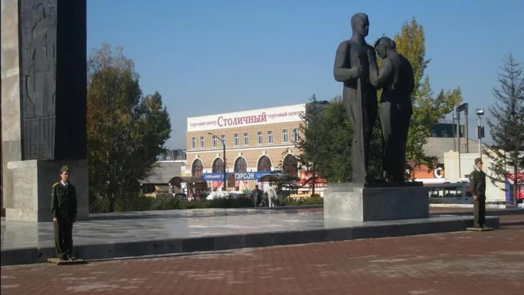 Площадь победы барнаул фото Барнаульский мемориал на площади Победы хотят видеть на новых купюрах