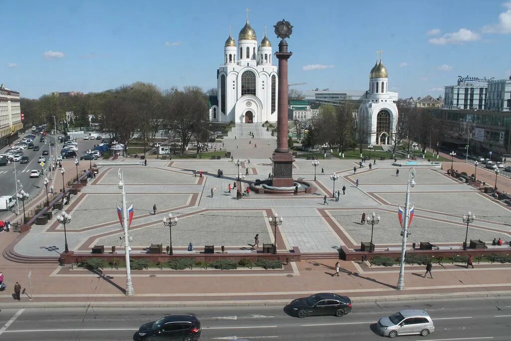 Площадь победы калининград фото На площади Победы массово исполнят гимн России