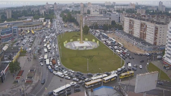 Площадь победы липецк фото Площадь Победы в Липецке снова замкнулась в автомобильное "кольцо" - Информацион