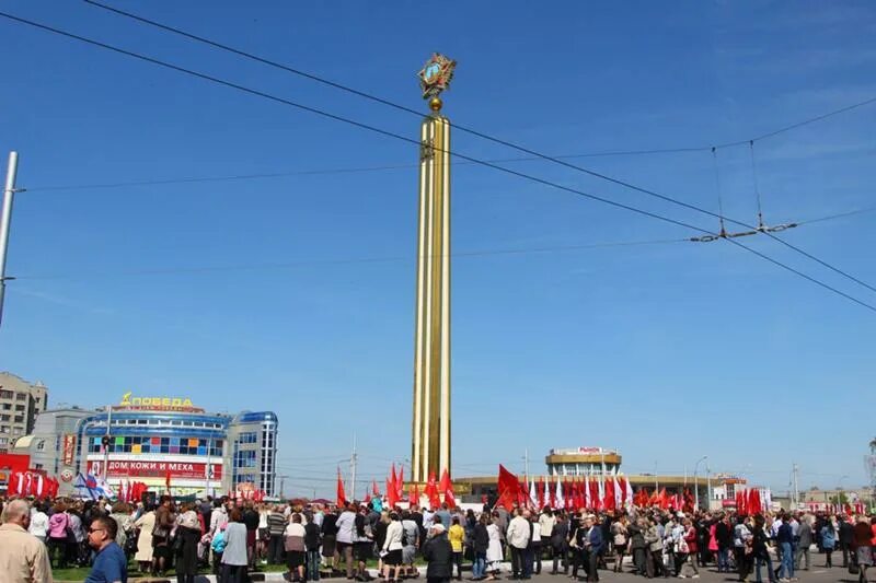 Площадь победы липецк фото Ответы Mail.ru: Да... Завидует нам кимберлийский полк! А что за здание?