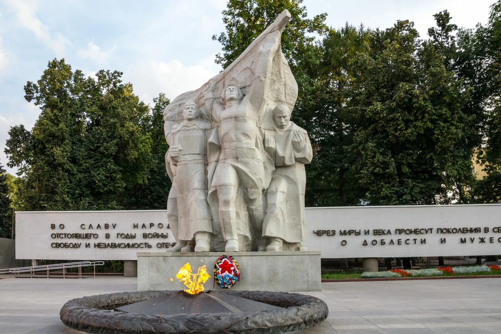 Площадь победы рязань фото Площадь Победы. От Троицкой слободы к Победе и Виктории