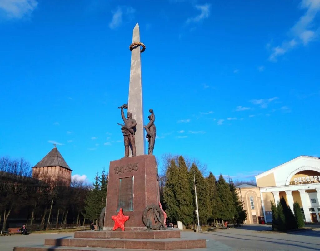 Площадь победы смоленск фото На преображение площади Победы потратят более 26 млн рублей Уже определен подряд