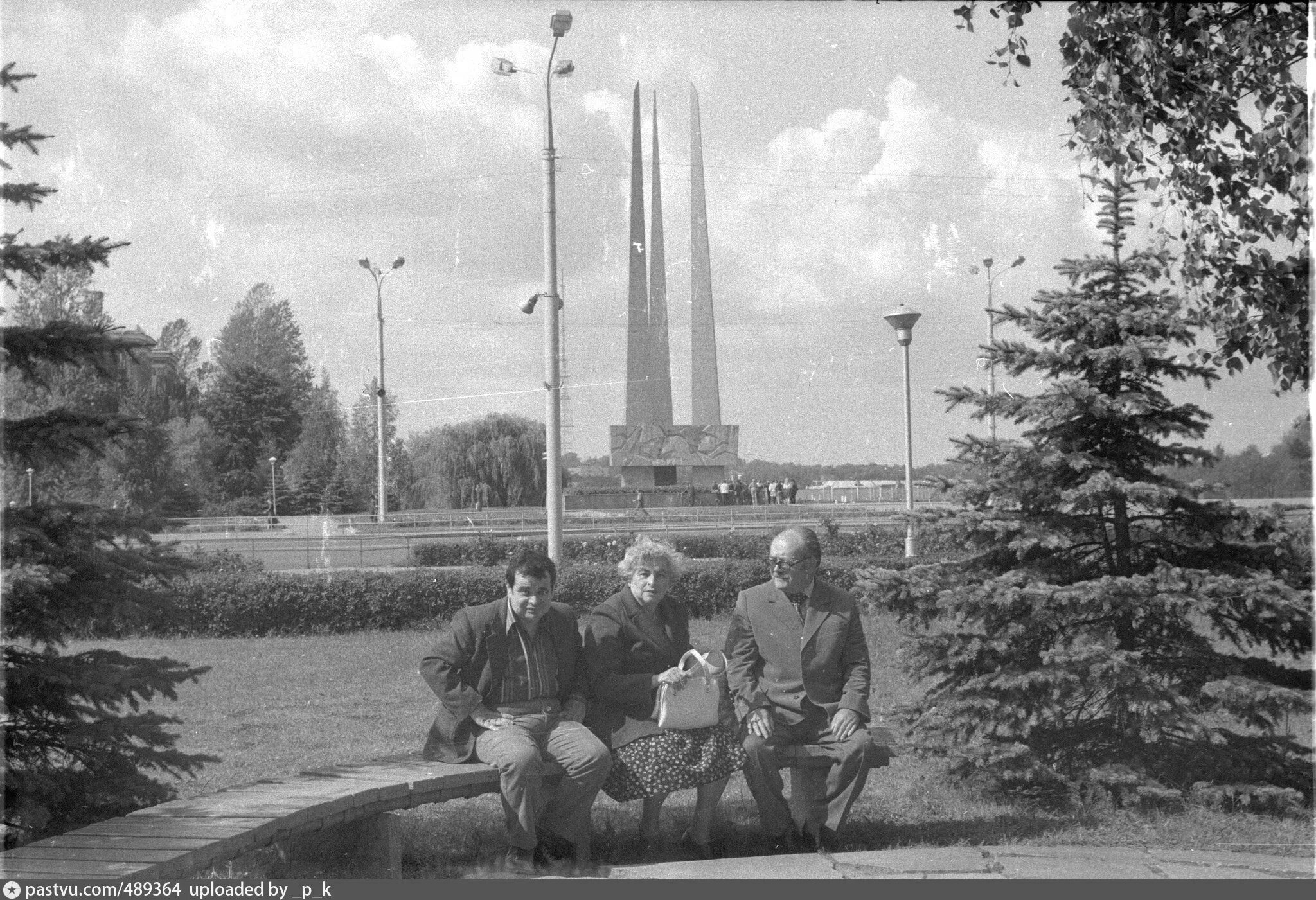 Площадь победы старые фото На площади Победы