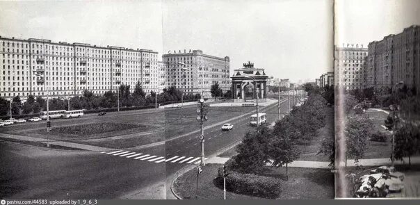 Площадь победы старые фото Фотографиями у арки из далекого прошлого делится Елена Воробьёва. Сможем определ