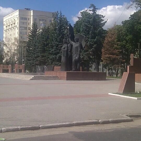 Площадь победы владимир фото Photos at Площадь Победы - Владимир, Владимирская обл.