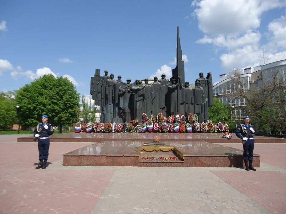 Площадь победы воронеж фото В Воронеже стартовала Всероссийская акция "Вахта Памяти"