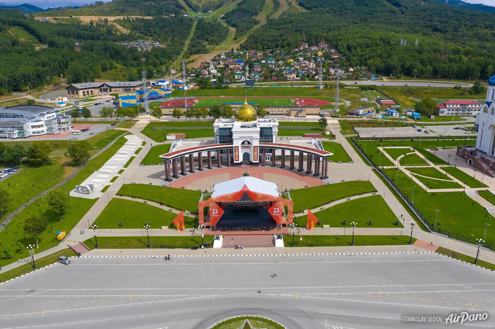 Площадь победы южно сахалинск фото Южно-Сахалинск. Площадь Победы