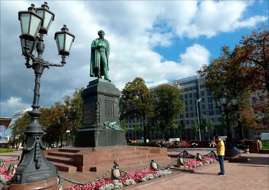 Площадь пушкина фото Пушкинская площадь