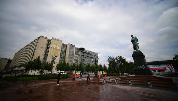 Площадь пушкина фото Сенатор призвал поставить в Екатеринбурге огромный памятник Екатерине II - РИА Н