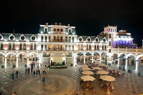 Площадь пьяцца в батуми фото Отель Piazza Boutique Hotel 4*/ Грузия /Батуми - фото, описание, туры в отель