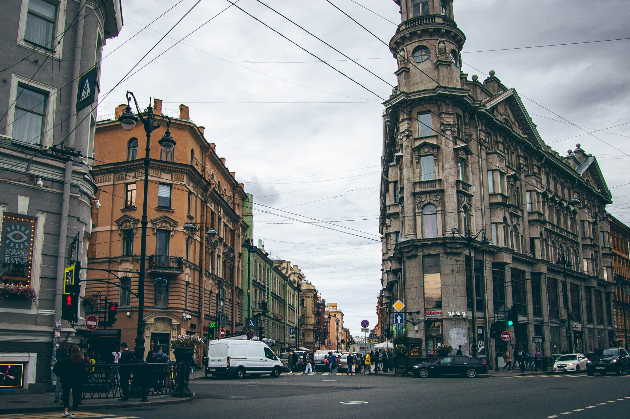 Площадь пяти углов фото Питер пять углов - фотосток PhotoPrague.ru
