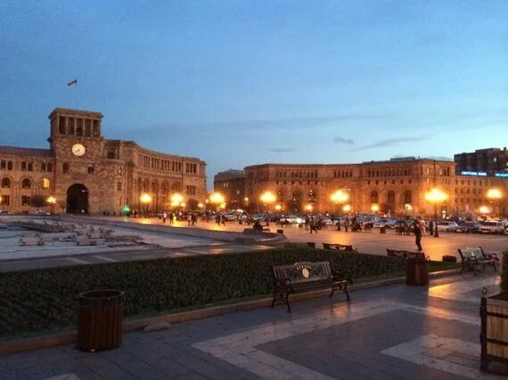 Площадь республики в ереване фото Must See Yerevan Yerevan, Wonder, Mansions