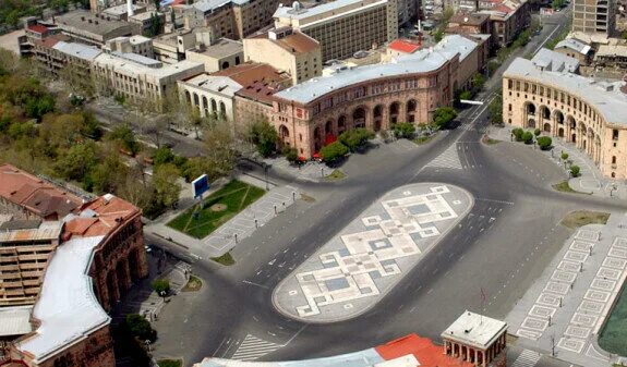Площадь республики в ереване фото ЗАДАНИЕ НА 21 ИЮНЯ Голос Армении Дзен