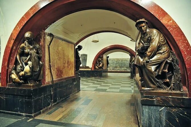 Площадь революции метро москва фото 2024 (Moscow) Moscow Metro Stations Tour with Hotel Pickup