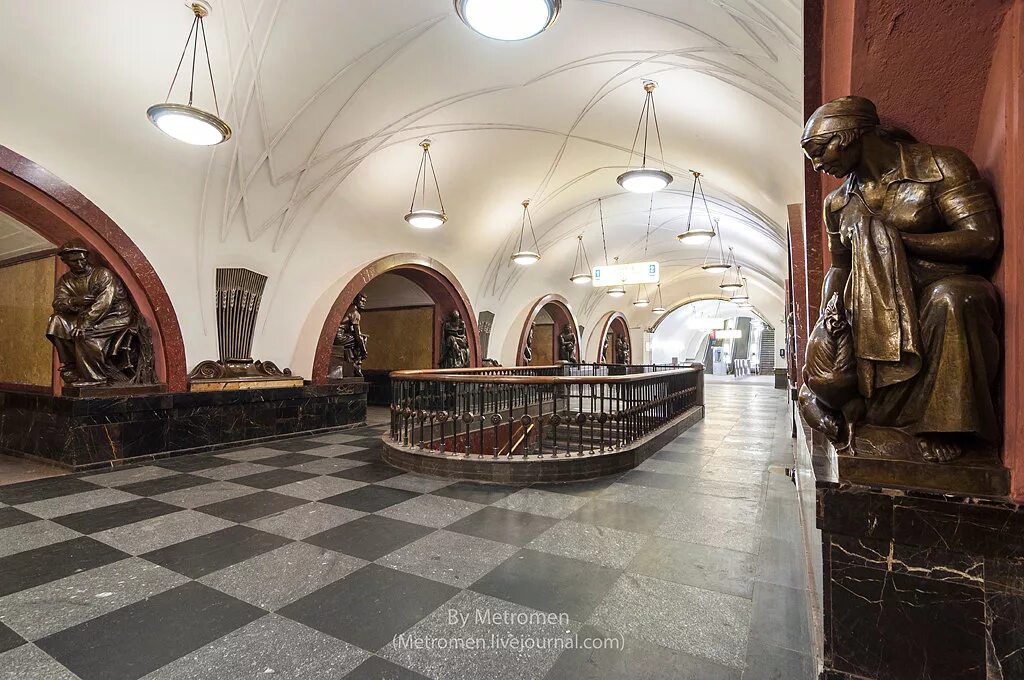 Площадь революции метро москва фото Площадь революции метро: фото, изображения и картинки