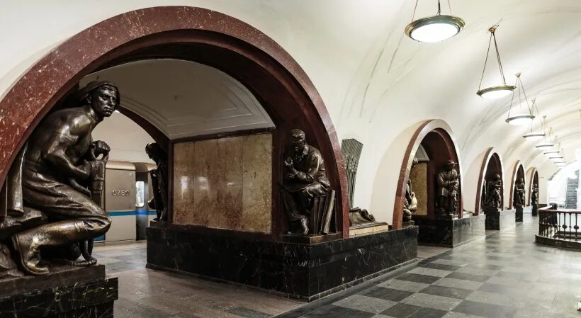 Площадь революции метро москва фото Несколько станций метро изменят режим работы 7 и 9 мая - Единый Транспортный Пор