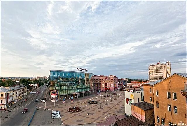 Площадь революции нижний фото Файл:Revolution Square (Nizhny Novgorod).jpg - Википедия