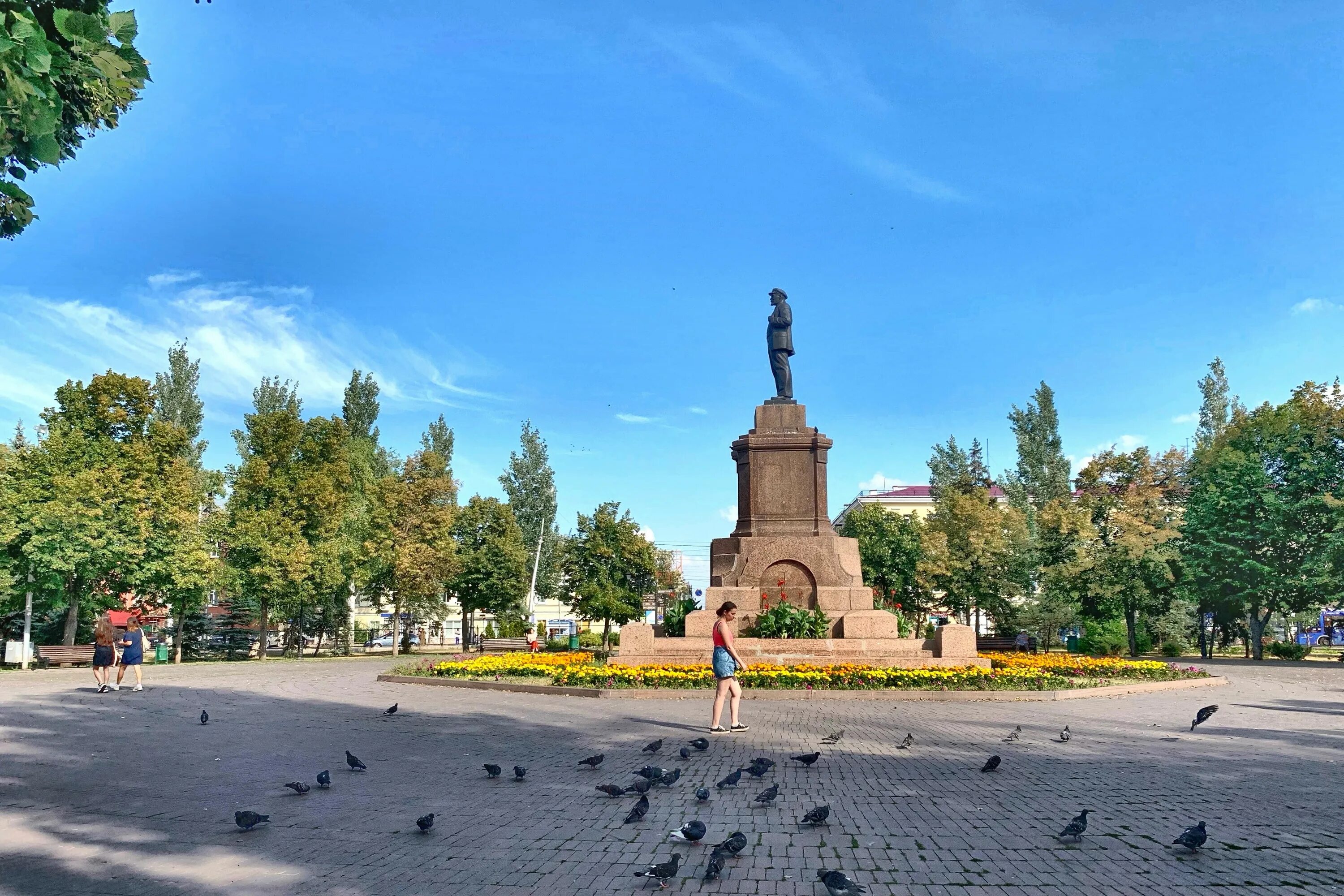 Площадь революции самара фото Дни Волги.Туры в Самарскую и Саратовскую области