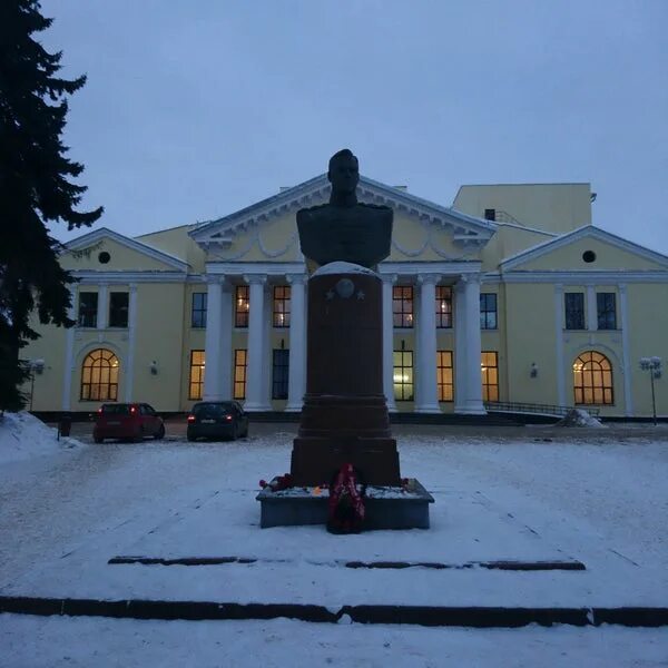 Площадь рокоссовского великие луки фото площадь Рокоссовского - Plaza in Великие Луки
