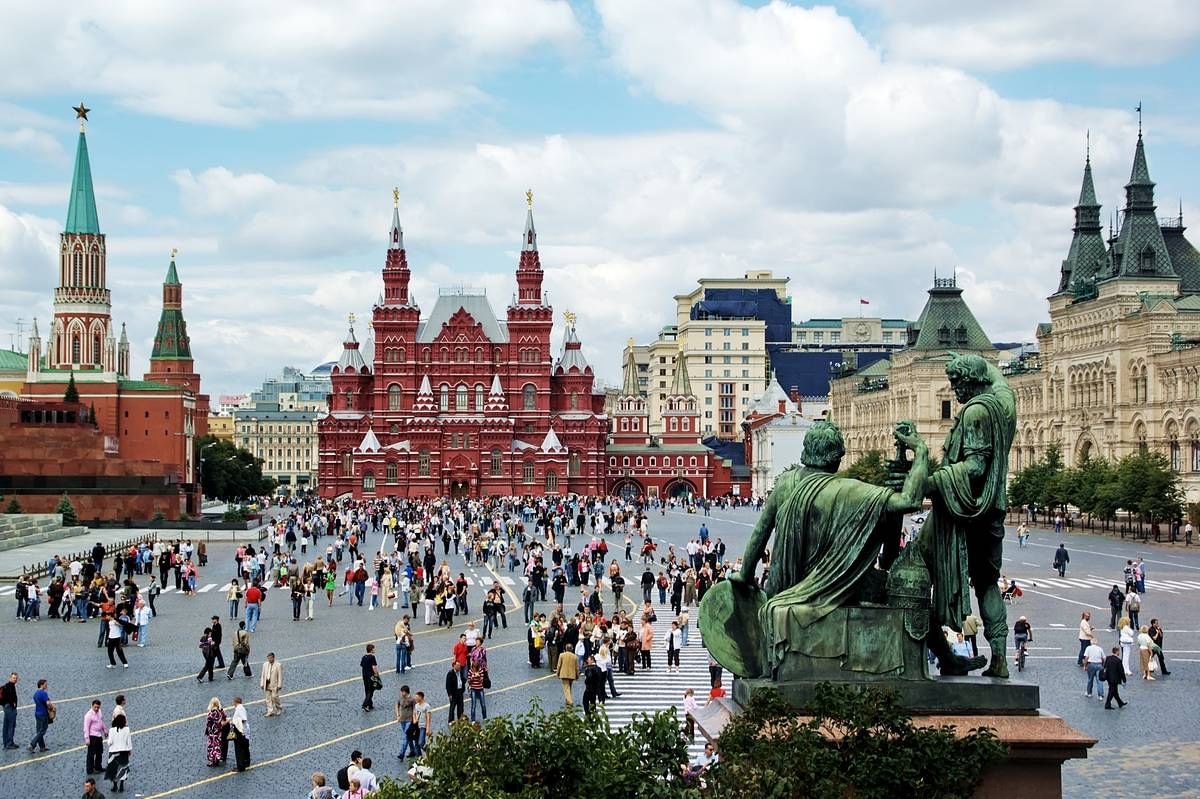 Площадь россии фото Онлайн-час истории "Моя родина - Россия" 2020, Грозный - дата и место проведения