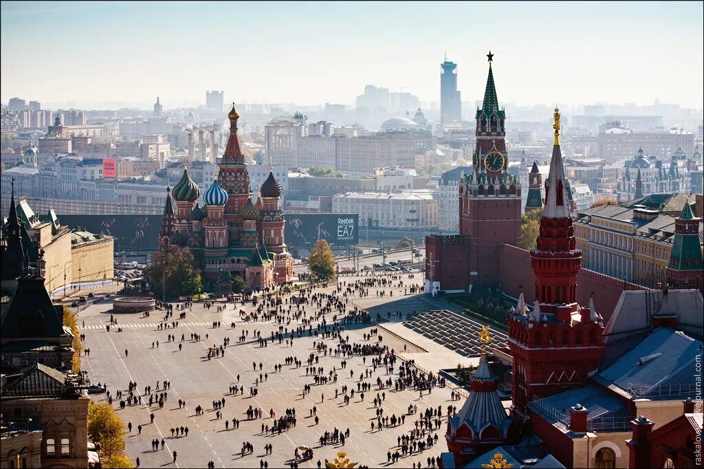Площадь россии фото Москва готовится отмечать день рождения