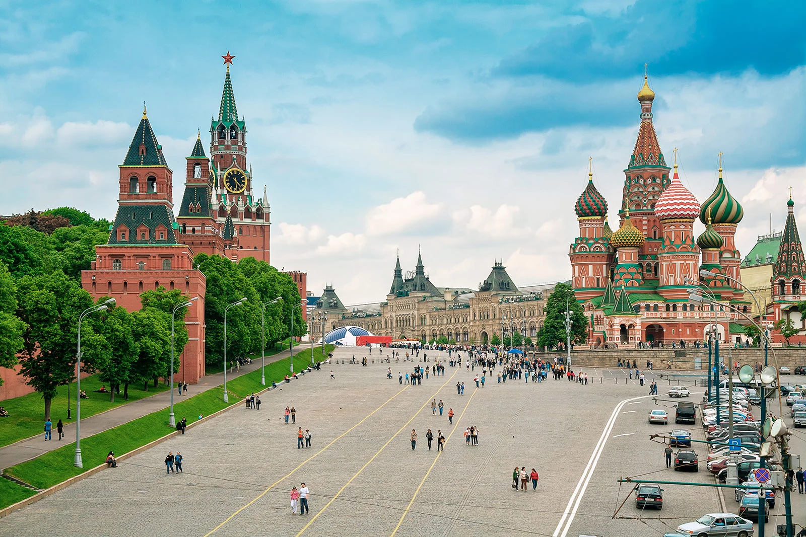 Площадь россии фото В Москве и Санкт-Петербурге заметно потеплеет: синоптики объяснили детали РБК Li