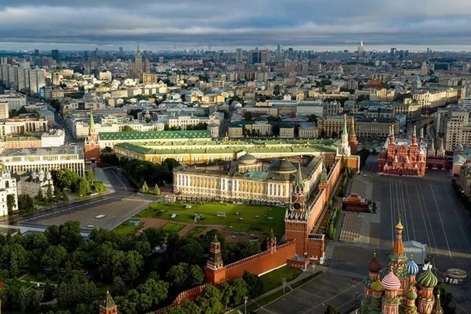 Площадь россии фото В Кремле сказали, как Запад отреагировал на китайский мирный план по Украине - K