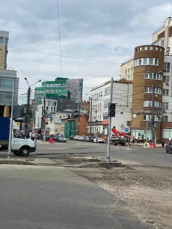 Площадь сенная нижний новгород фото Установка новых светофоров проходит на Сенной площади в Нижнем Новгороде в авгус