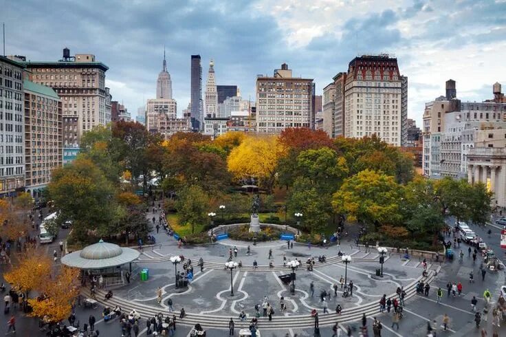 Площадь сити фото Why Your Next Trip to NYC Should Be in October New york weather, Weekend in nyc,